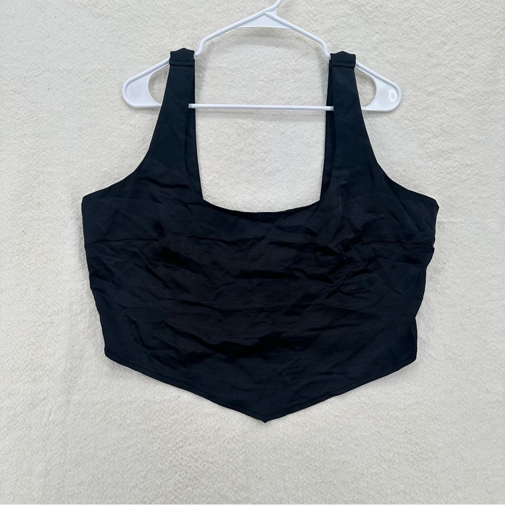 Plus Size Grunge Coquette Black Pointed Hem Cropped Satin Top